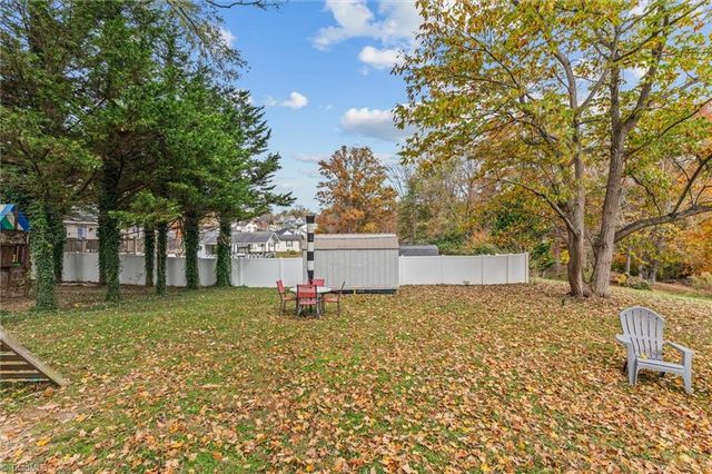 311 E Lebanon Street, Mount Airy, NC 27030