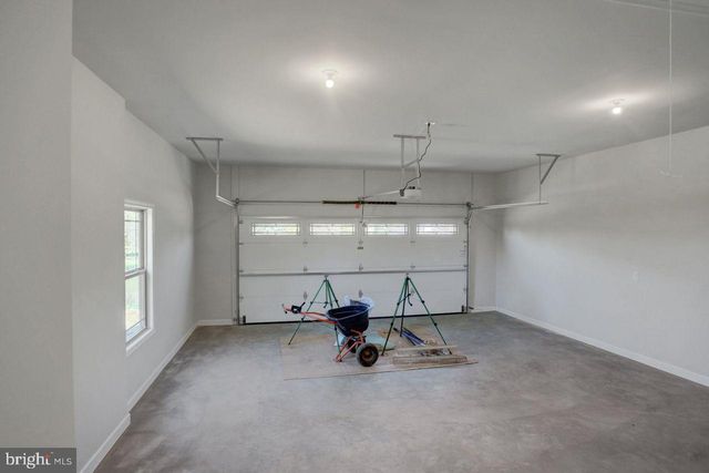 6338 PENN NATIONAL DR, Fayetteville, PA 17222