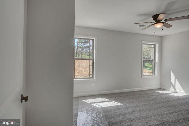 6338 PENN NATIONAL DR, Fayetteville, PA 17222