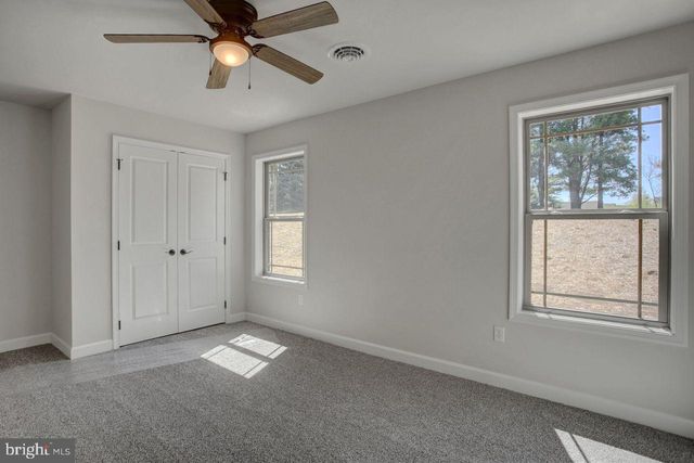 6338 PENN NATIONAL DR, Fayetteville, PA 17222