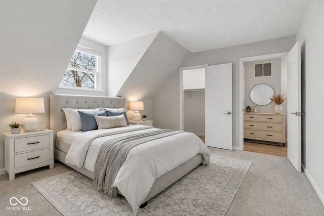 9802 Hamilton Hills Lane, Fishers, IN 46038