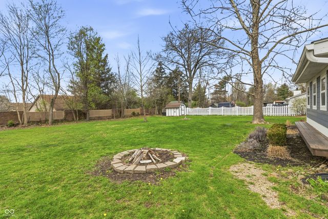 9802 Hamilton Hills Lane, Fishers, IN 46038