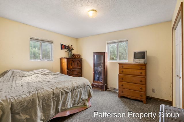 277 E Baker Street, Twin Lake, MI 49457