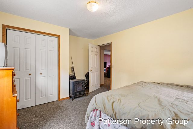 277 E Baker Street, Twin Lake, MI 49457