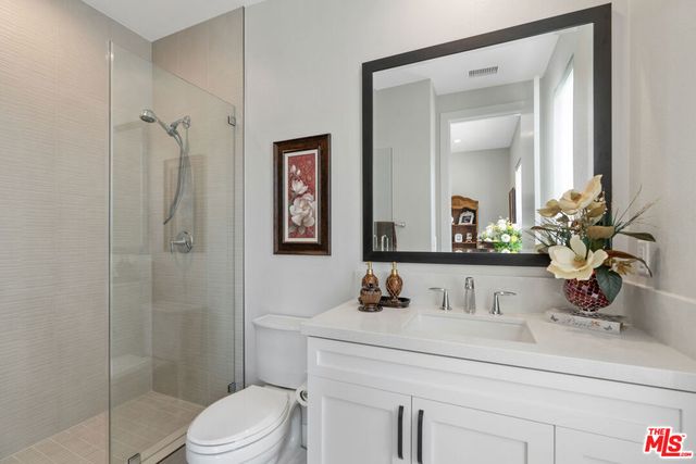 48 Primrose Ct, Montebello, CA 90640