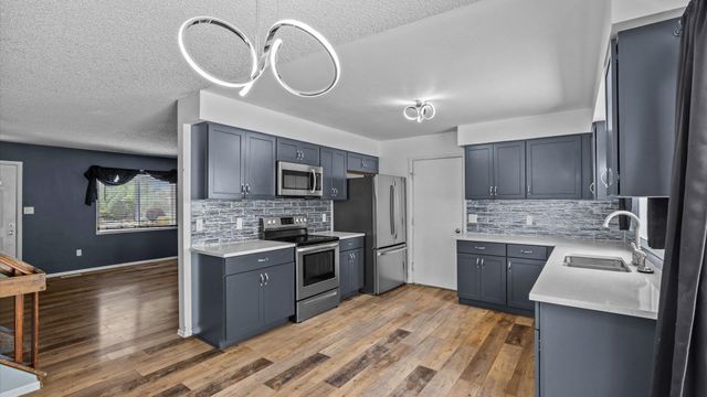 386 Ridge Circle Drive, Grand Junction, CO 81507