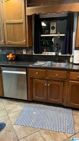 415 YELLOWSTONE DRIVE, Birmingham, AL 35206