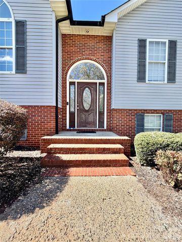 15 Luther Stafford Avenue, Taylorsville, NC 28681