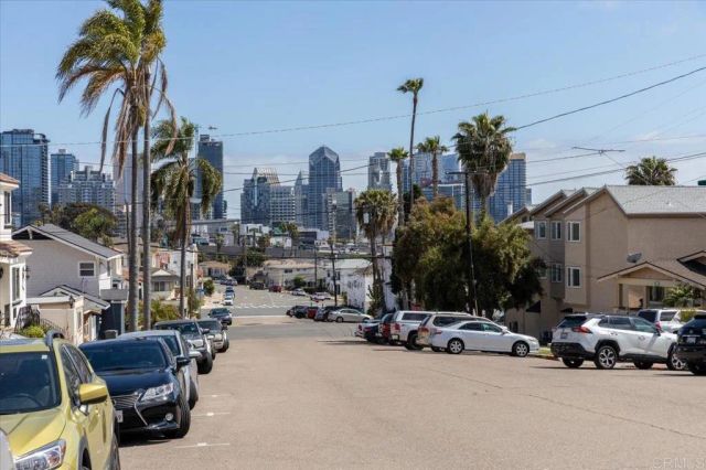 2453 Curlew St, San Diego, CA 92102
