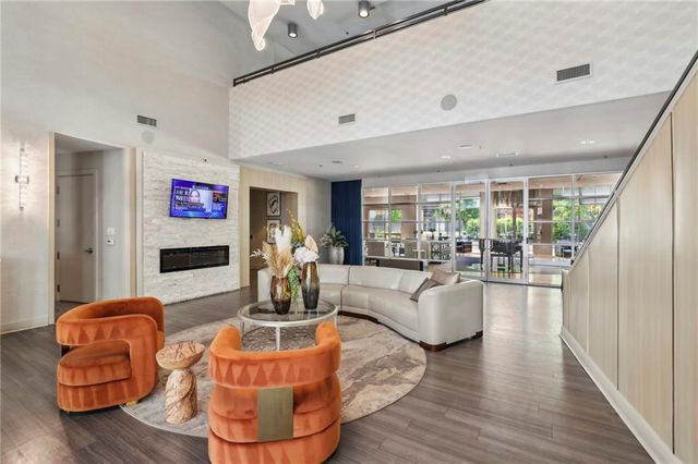 711 Cosmopolitan Avenue NE 102, Atlanta, GA 30324