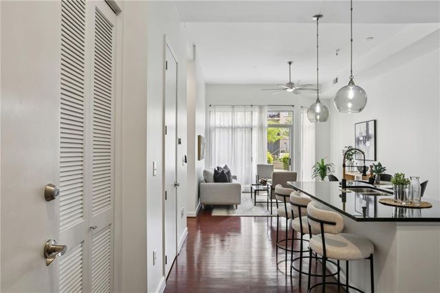 711 Cosmopolitan Avenue NE 102, Atlanta, GA 30324