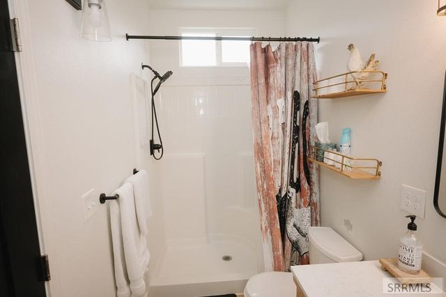 140 Redwood Road, Salmon, ID 83467