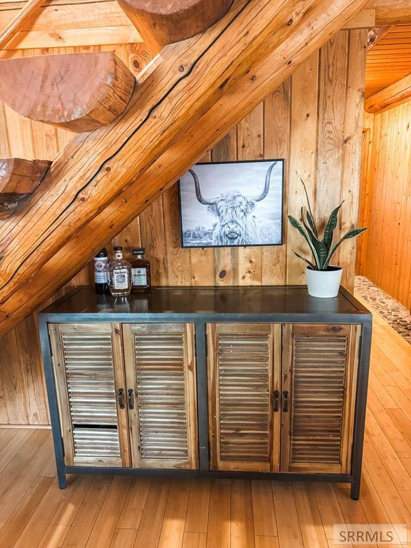 Image 16 of property listing at 140 Redwood Road, Salmon, ID 83467