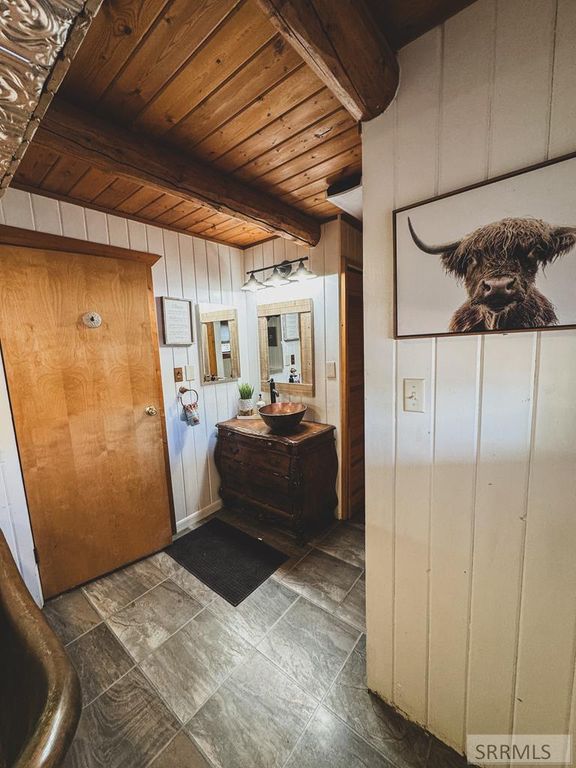 Image 27 of property listing at 140 Redwood Road, Salmon, ID 83467