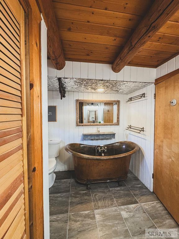 Image 28 of property listing at 140 Redwood Road, Salmon, ID 83467