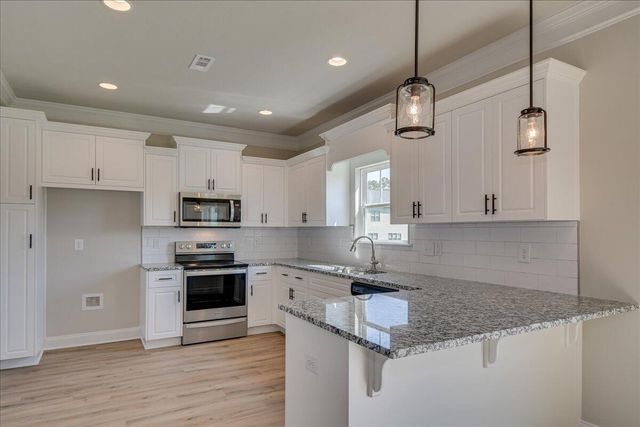 1679 Pine Ridge Dr N, Hephzibah, GA 30815