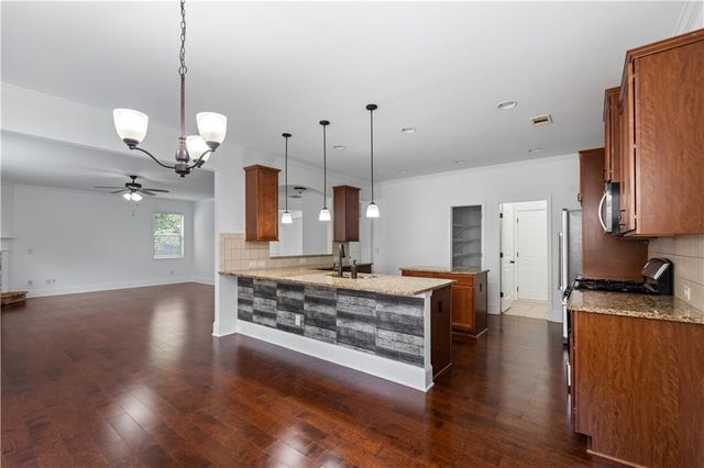 2080 Redbarn Court, Cumming, GA 30040