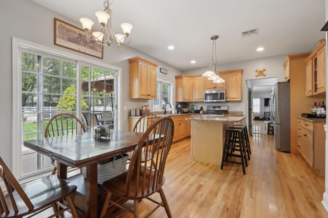 27 Lindbergh Lane, New City, NY 10956