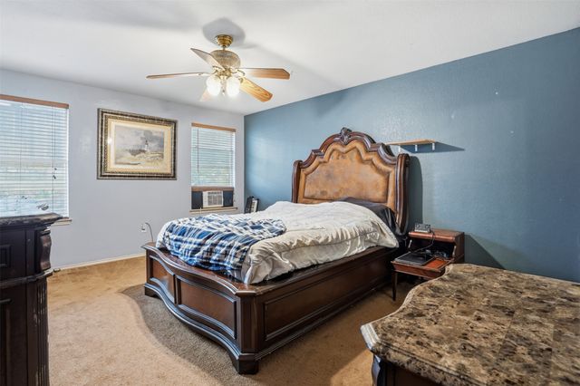 211 Jacinth Lane, Granbury, TX 76049