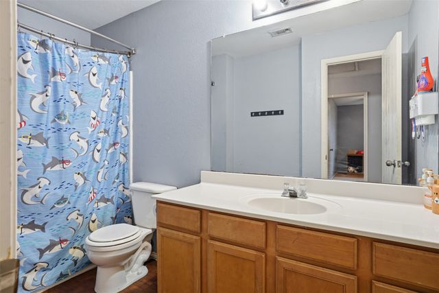 211 Jacinth Lane, Granbury, TX 76049