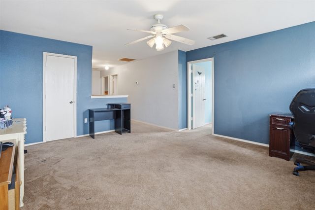 211 Jacinth Lane, Granbury, TX 76049