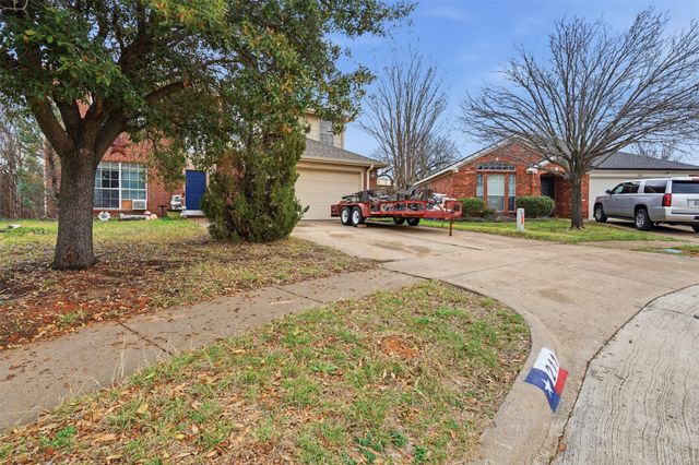 211 Jacinth Lane, Granbury, TX 76049