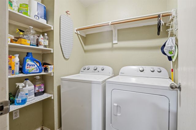 211 Jacinth Lane, Granbury, TX 76049