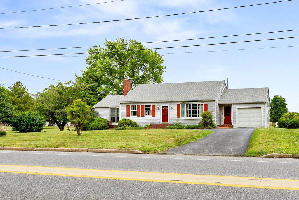 201 N BOHEMIA AVE, Cecilton, MD 21913