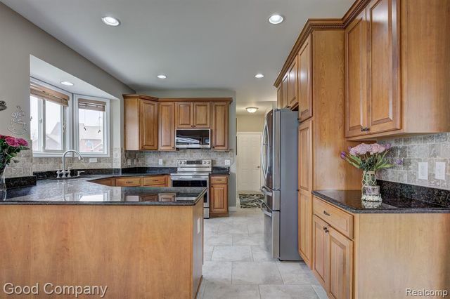 63705 Monticello, Washington, MI 48095