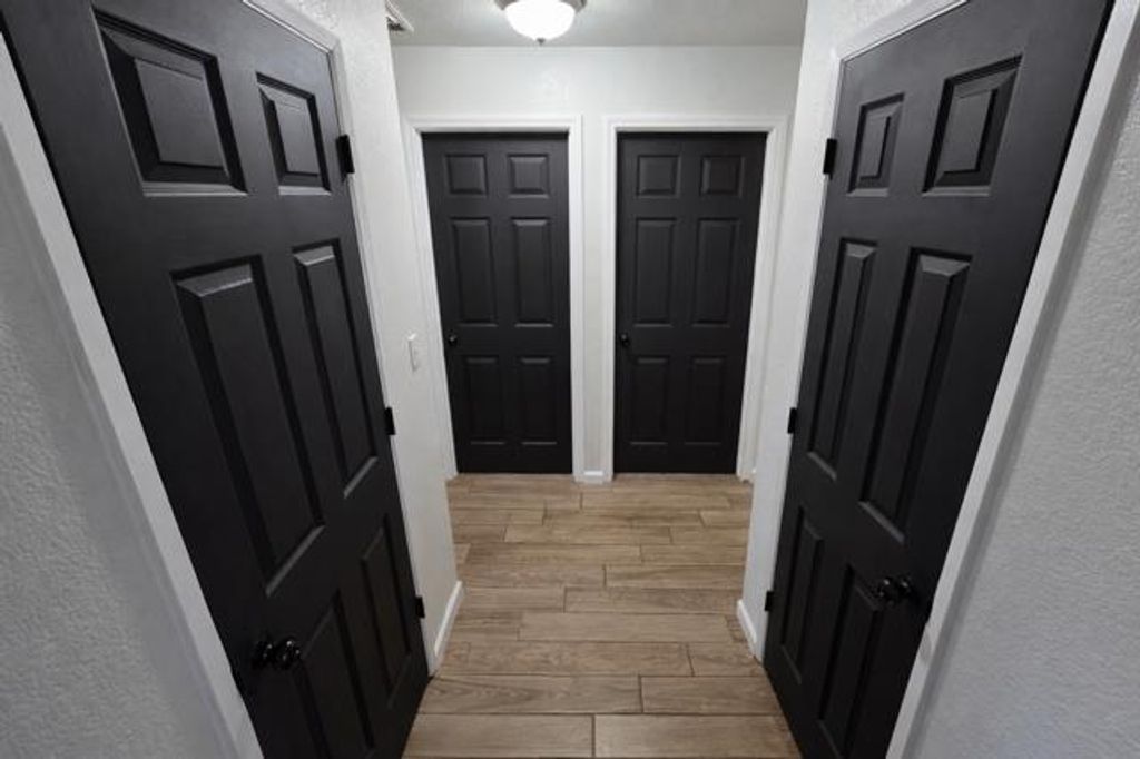 Image 11 of property listing at 23663 Uvas Avenue, Madera, CA 93637