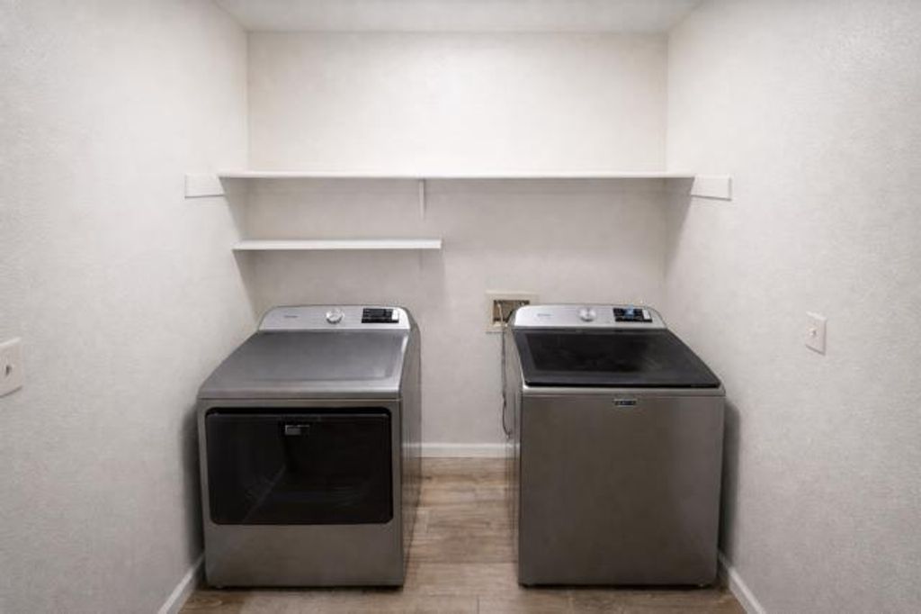 Image 16 of property listing at 23663 Uvas Avenue, Madera, CA 93637