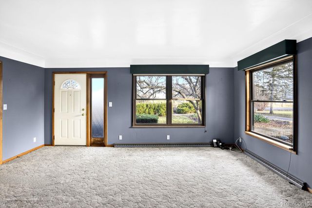 1397 N Seymour Road, Clayton Charter Township, MI 48433