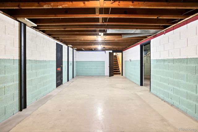 1397 N Seymour Road, Clayton Charter Township, MI 48433