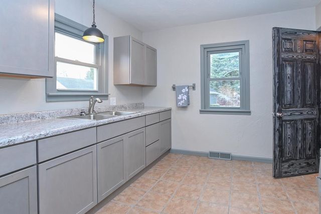 835 NEVILLE AVENUE, Green Bay, WI 54303