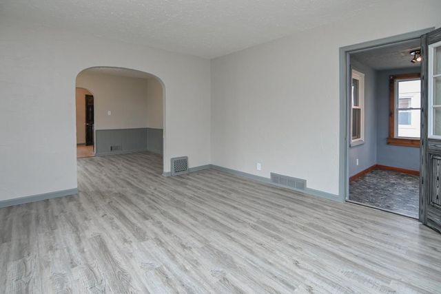 835 NEVILLE AVENUE, Green Bay, WI 54303