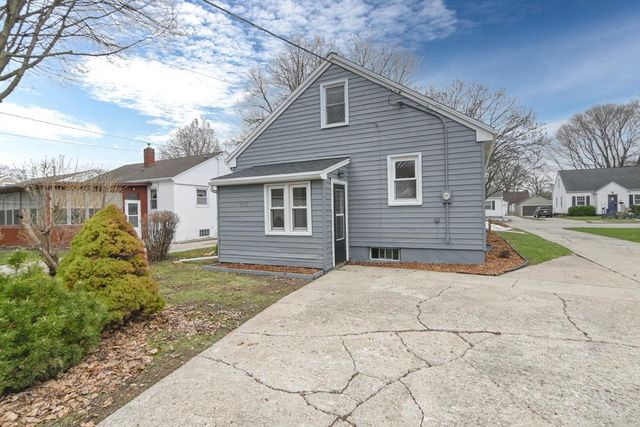835 NEVILLE AVENUE, Green Bay, WI 54303