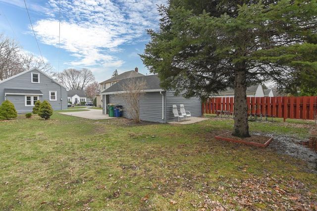 835 NEVILLE AVENUE, Green Bay, WI 54303