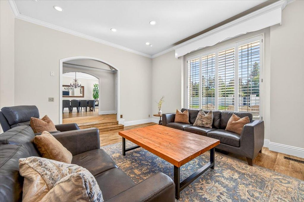 Image 23 of property listing at 5261 N Van Ness Boulevard, Fresno, CA 93711