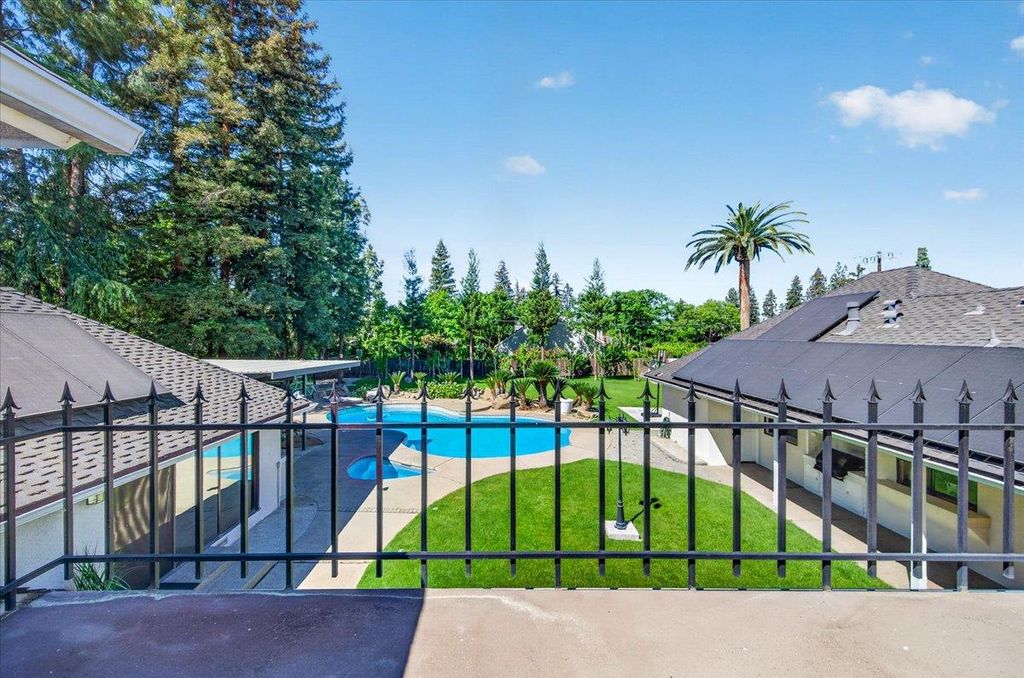 Image 59 of property listing at 5261 N Van Ness Boulevard, Fresno, CA 93711