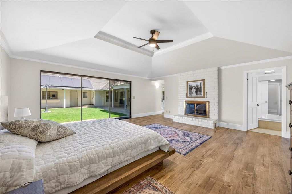 Image 75 of property listing at 5261 N Van Ness Boulevard, Fresno, CA 93711