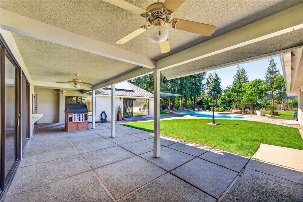 Image 81 of property listing at 5261 N Van Ness Boulevard, Fresno, CA 93711