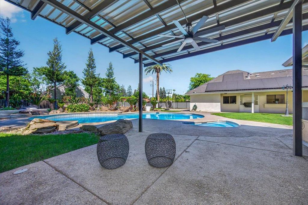 Image 89 of property listing at 5261 N Van Ness Boulevard, Fresno, CA 93711