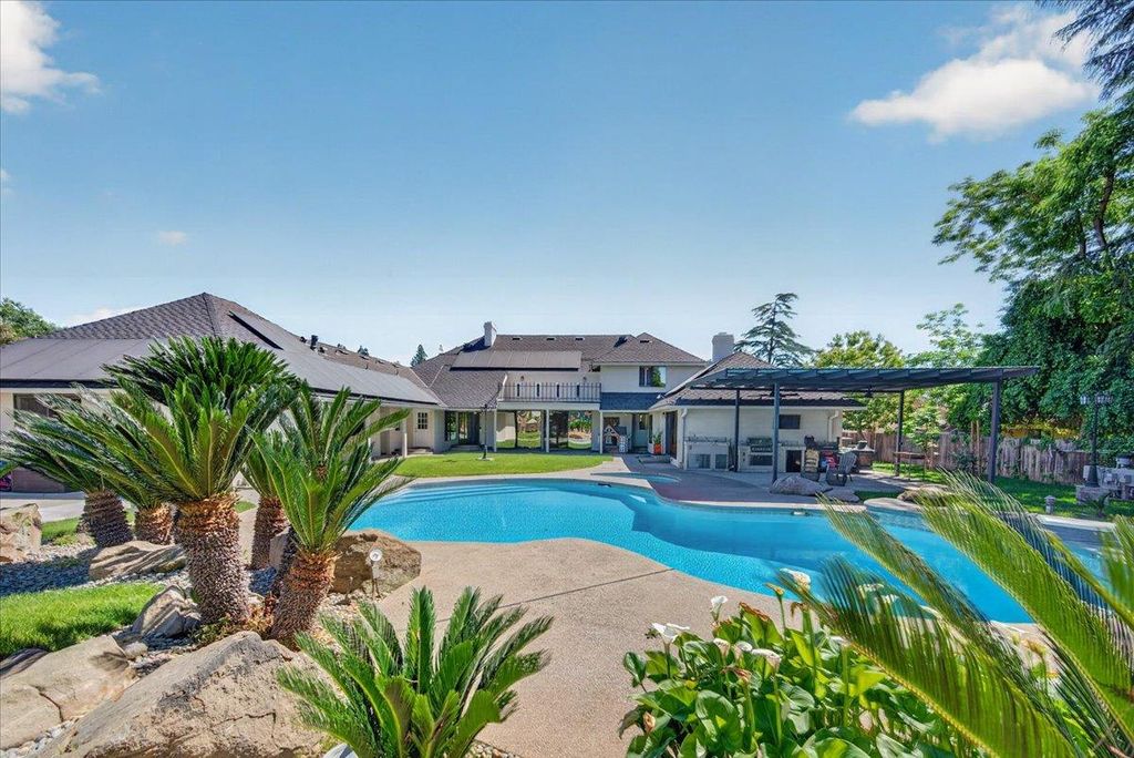 Image 91 of property listing at 5261 N Van Ness Boulevard, Fresno, CA 93711