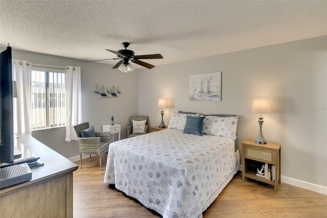 5903 36TH AVENUE CIRCLE W, Bradenton, FL 34209