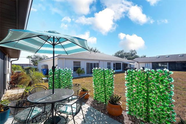 5903 36TH AVENUE CIRCLE W, Bradenton, FL 34209