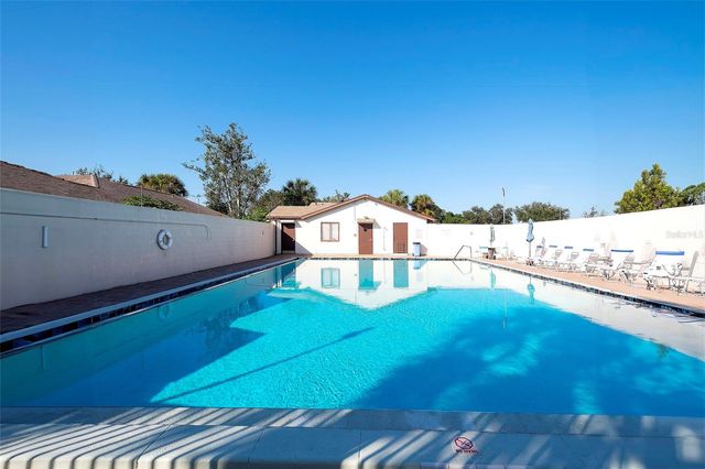 5903 36TH AVENUE CIRCLE W, Bradenton, FL 34209