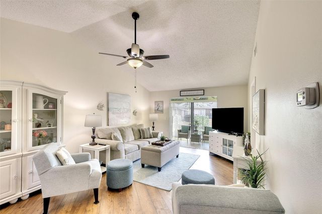 5903 36TH AVENUE CIRCLE W, Bradenton, FL 34209