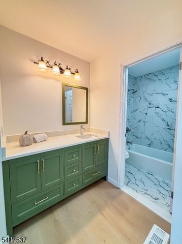 386 Inwood Ct, Franklin Twp., NJ 08873