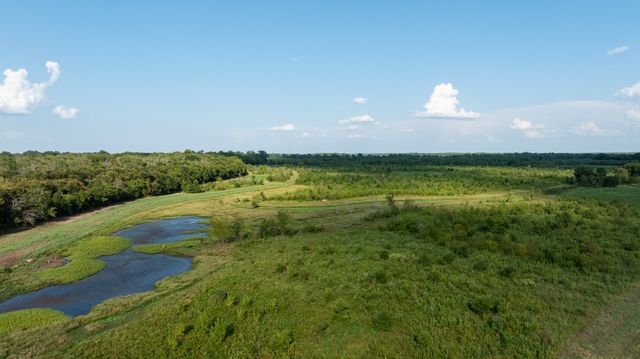 225 Cr-3303, De Kalb, TX 75559