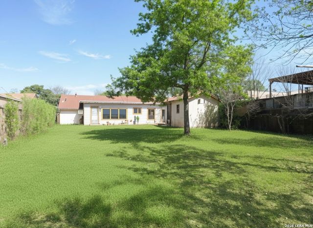 1210 McCauley, San Antonio, TX 78224